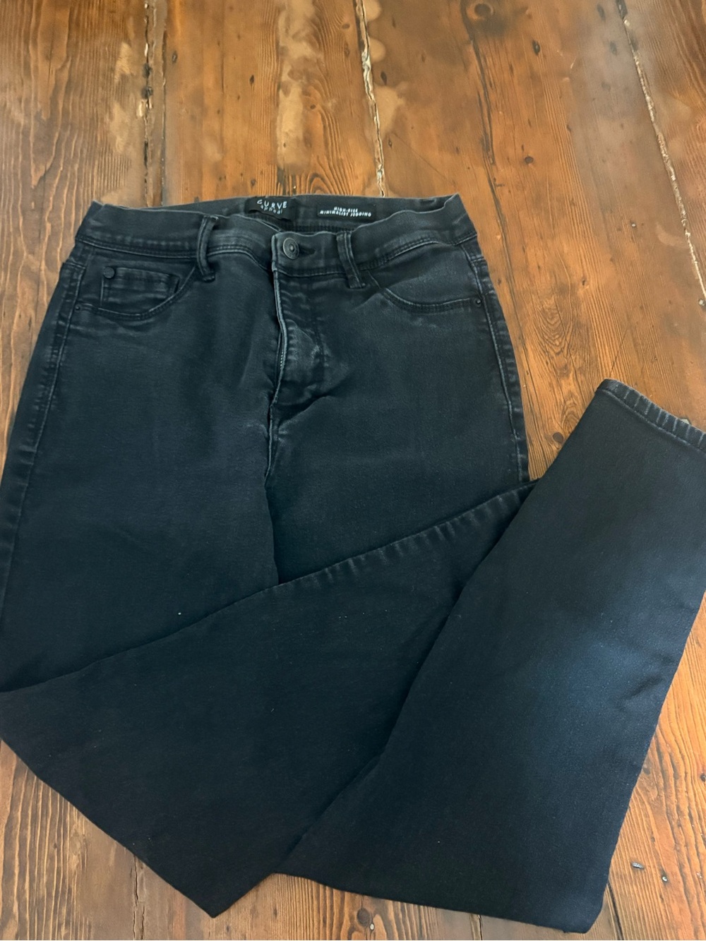 Women’s Black Skinny Jeggings Jeans with High-Rise Fit